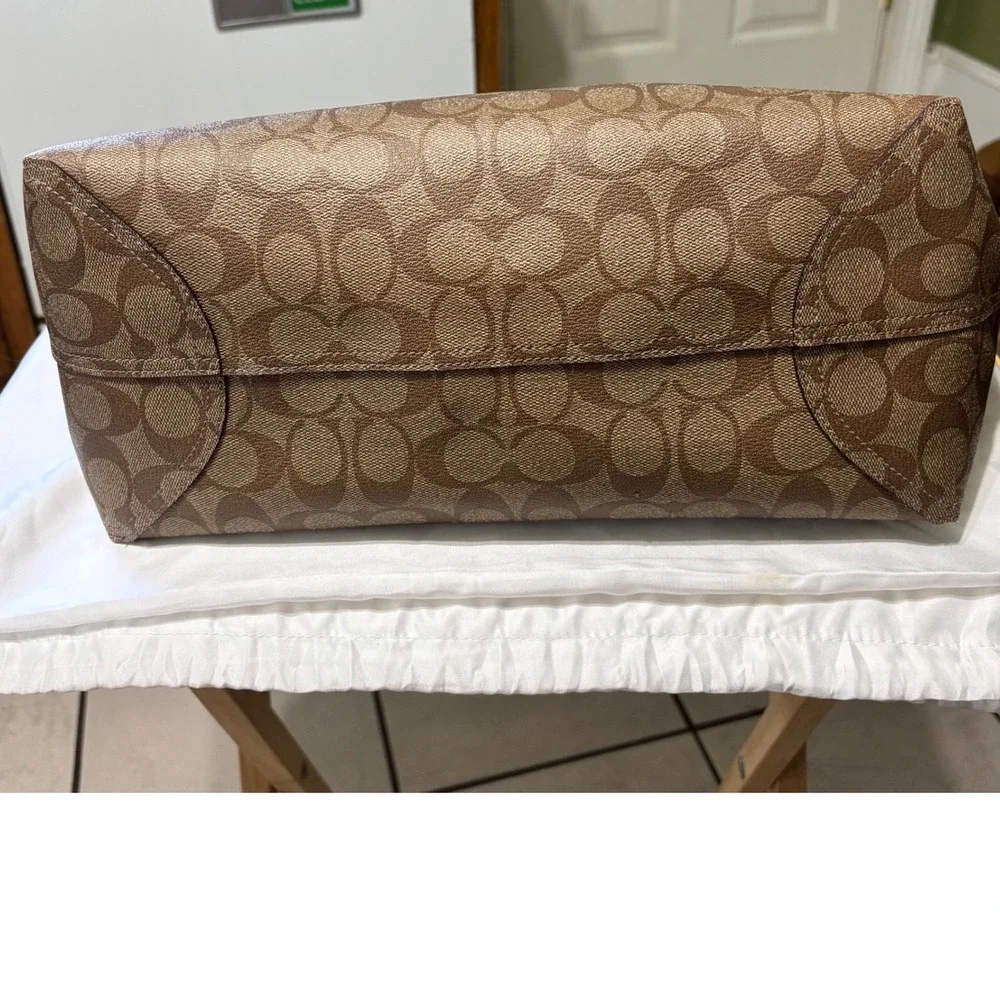 Coach City Tote Bag Women OS Khaki Red Signature Canvas Monogram Shoulder Bag